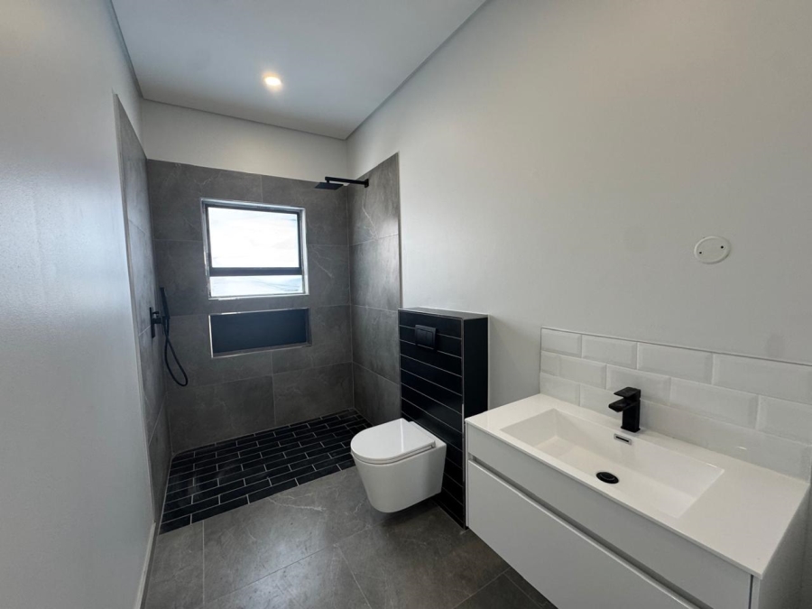 4 Bedroom Property for Sale in Sandown Western Cape